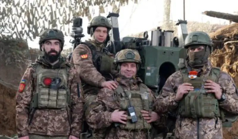 Воїни 44-ї артилерійської бригади привітали Тернопіль з Днем міста просто з передової